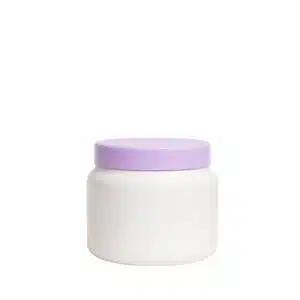 Pote ombrado de 250g em plástico PEAD branco leitoso com tampa Lilás de rosca, em fundo branco puro, ideal para máscaras capilares e cremes cosméticos.